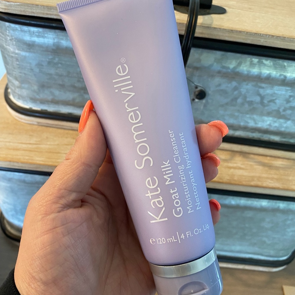 Kate Somerville - Goat Milk Moisturizing Cleanser BRAND NEW
